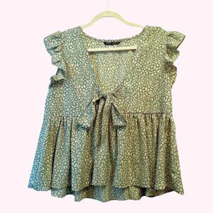 Tie-Front Ruffle Smock Top 🌿